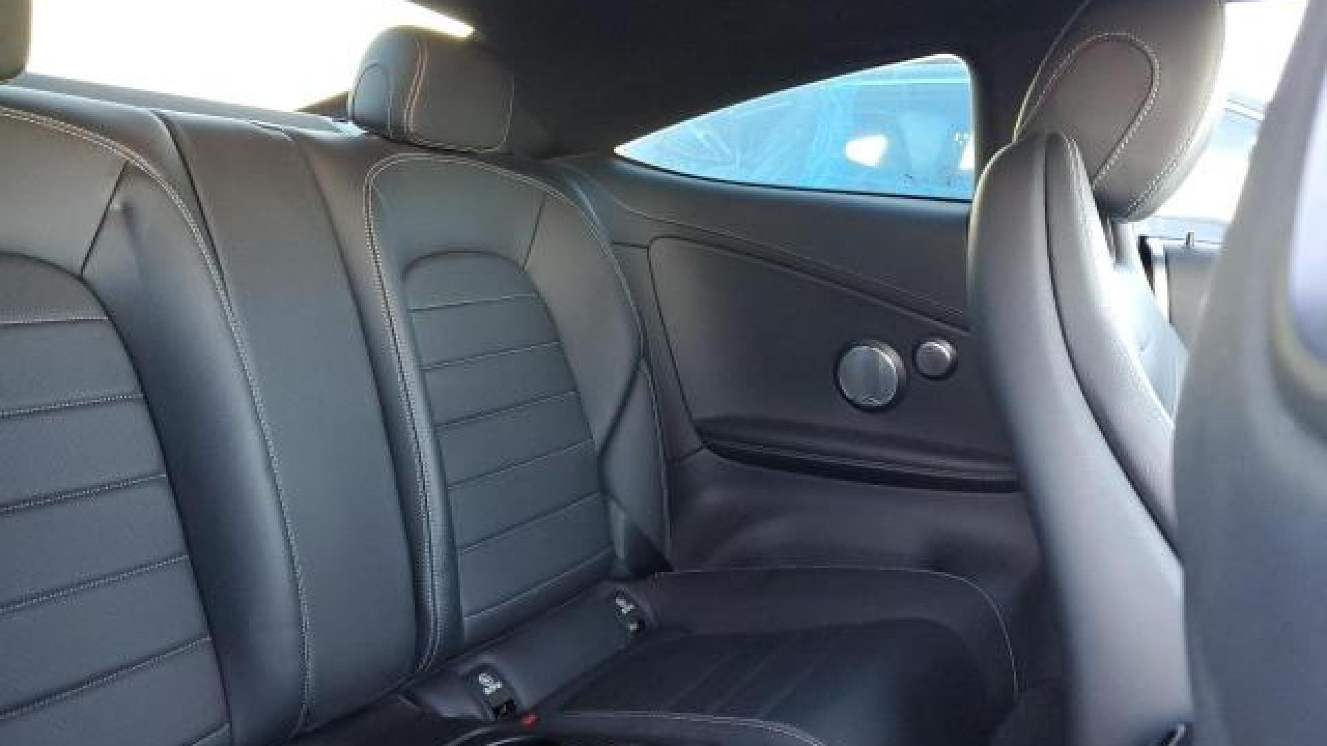 Mercedes - C300 - 2017 - Black - 87321904