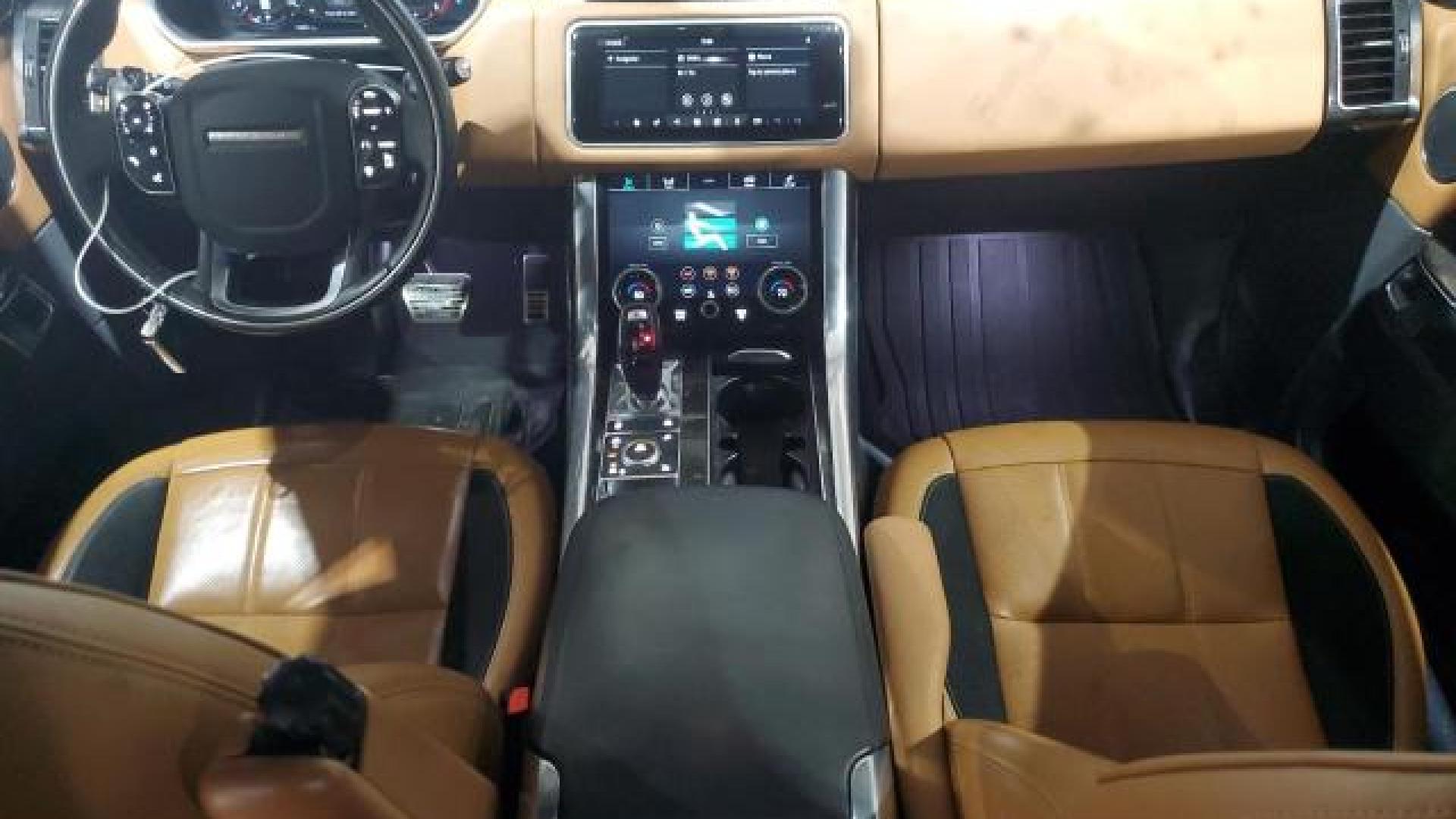 Range Rover - Sport - 2018 - White - 87431414