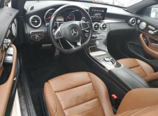 Mercedes - C300 - 2017 - White - 87703945