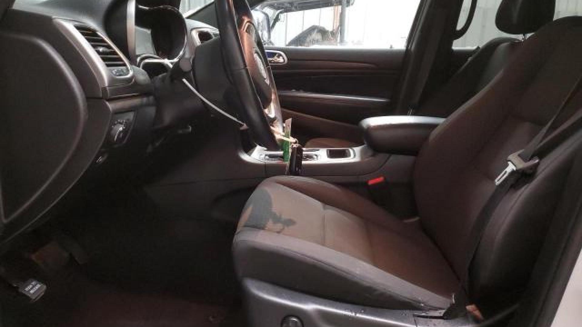 Jeep  - Grand Cherokee - 2018 - White - 87920295