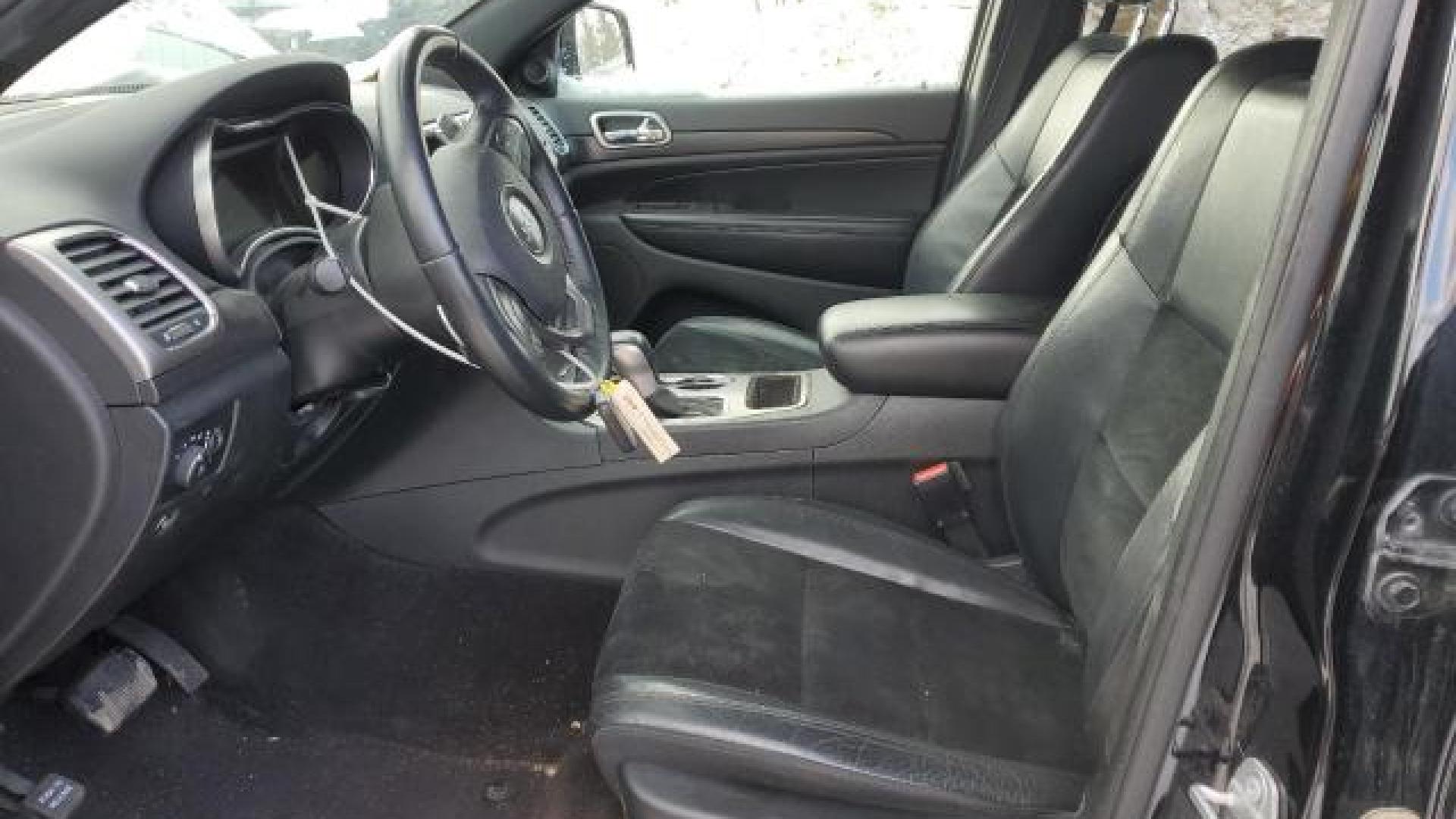 Jeep  - Grand Cherokee - 2017 - Black - 88019145