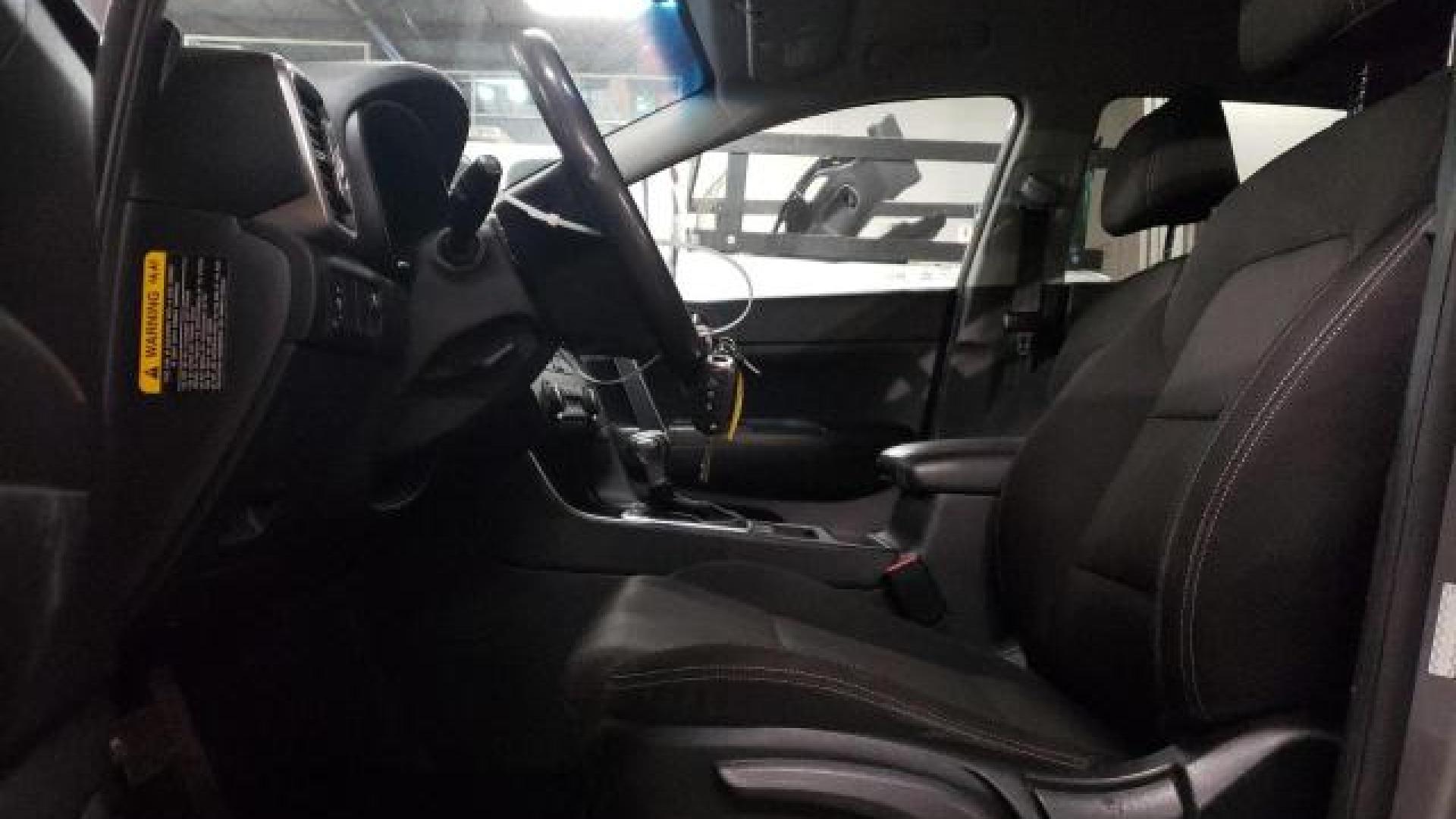 Kia - Sportage - 2017 - Grey - 88020085