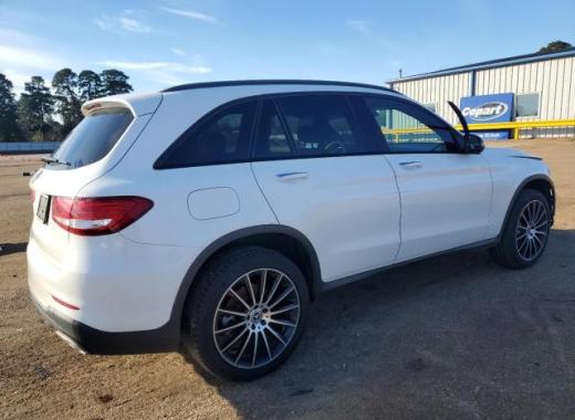 Mercedes - Glc300 - 2018 - White - 88102765