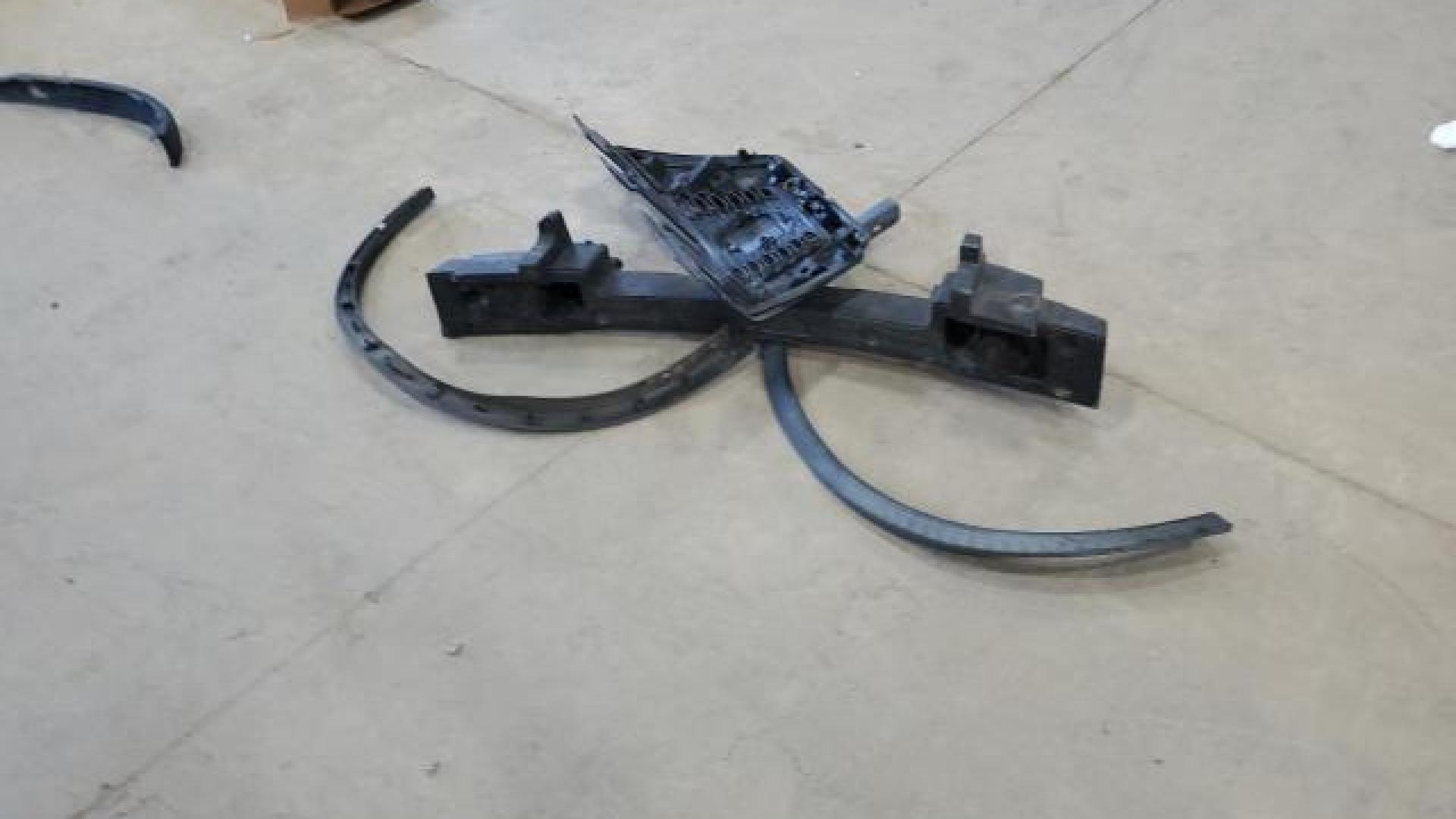 Nissan  - Rogue - 2018 - Grey - 88276025