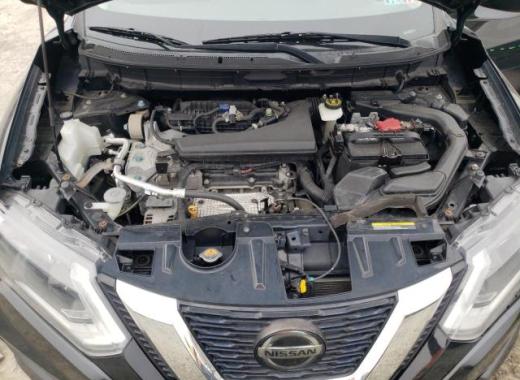 Nissan  - Rogue - 2018 - Black - 88412545