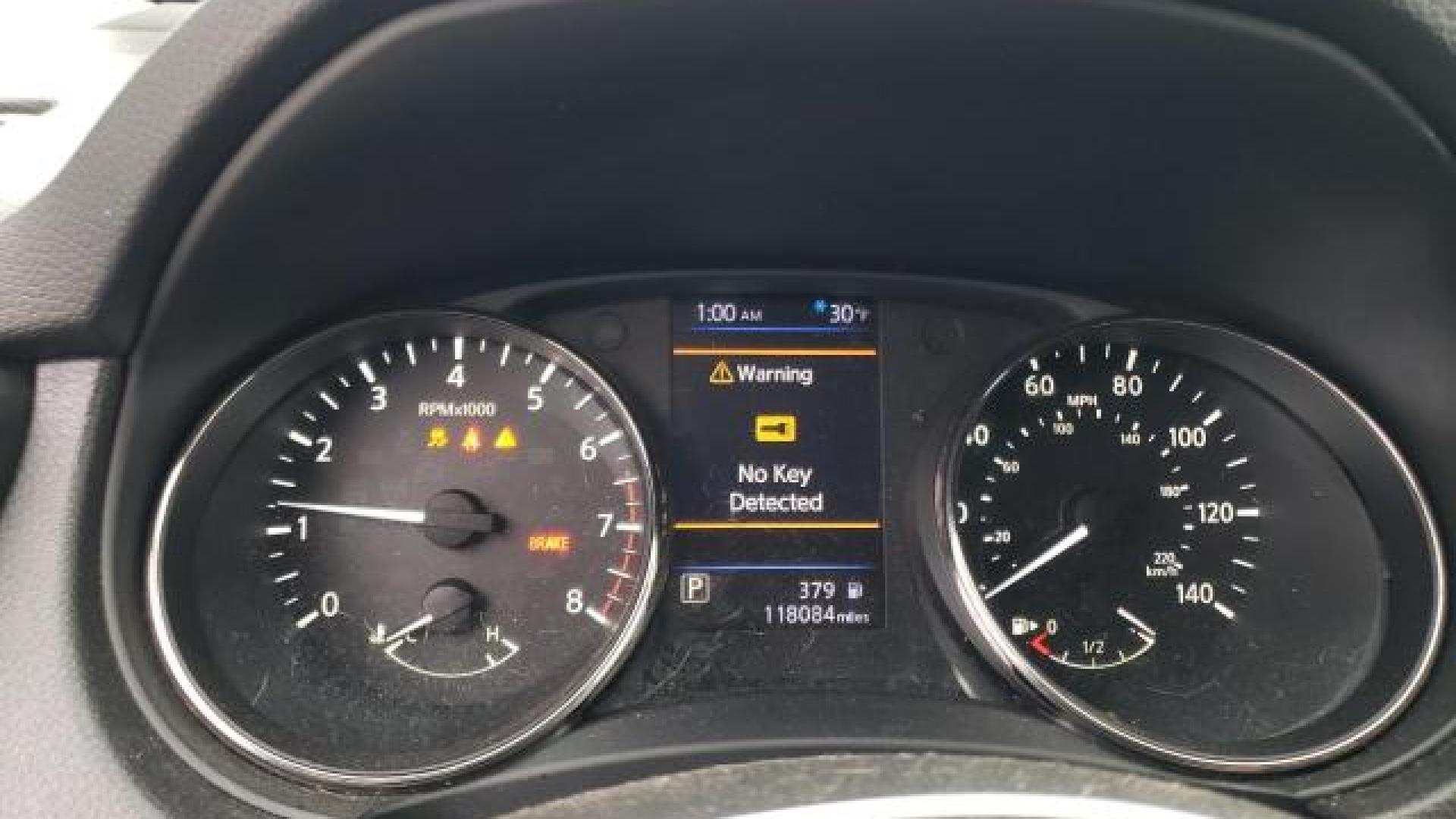 Nissan  - Rogue - 2018 - Black - 88412545