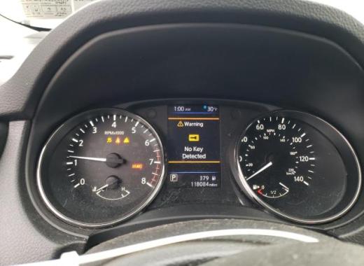 Nissan  - Rogue - 2018 - Black - 88412545