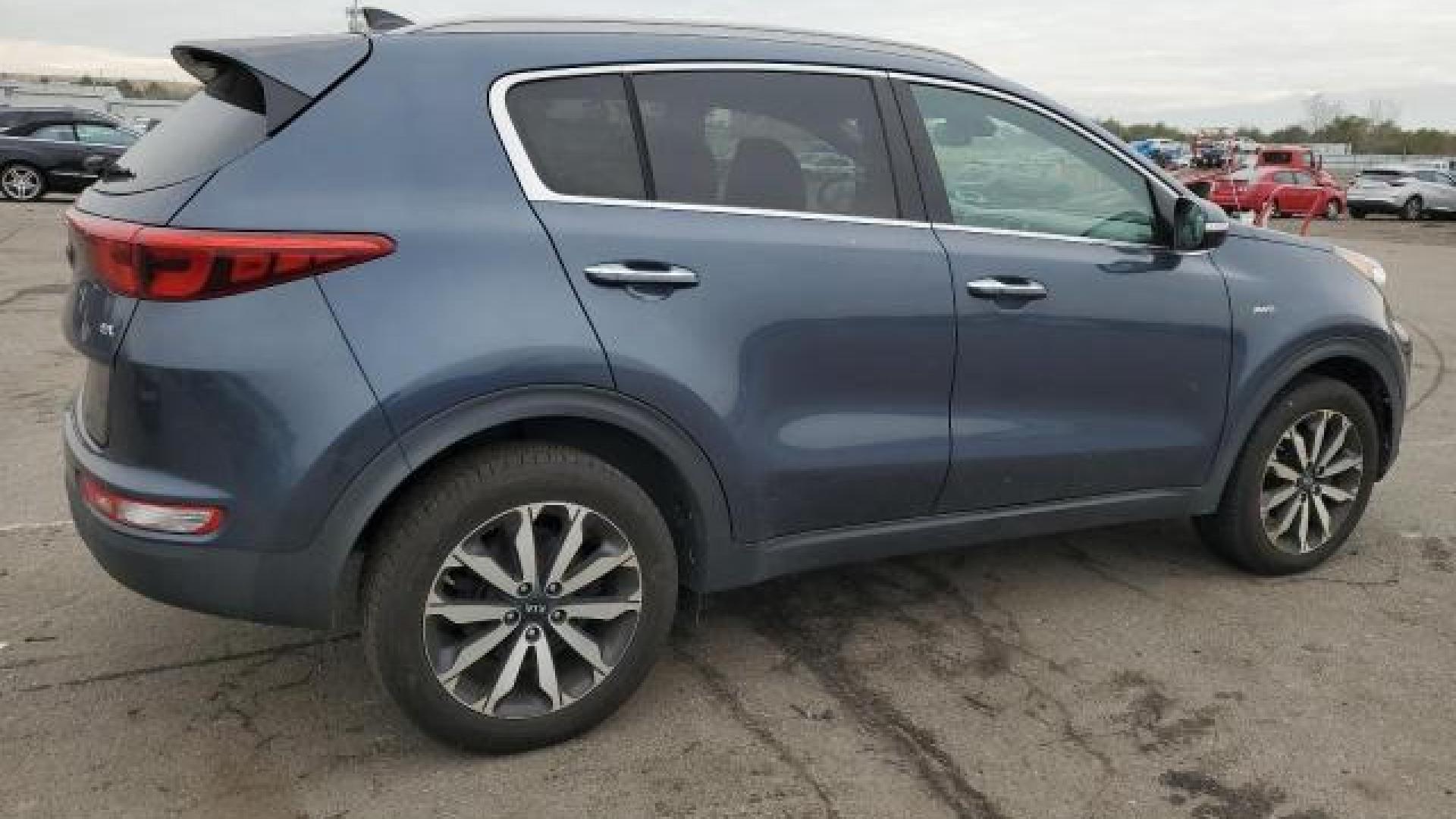 Kia - Sportage - 2017 - Blue - 88629275