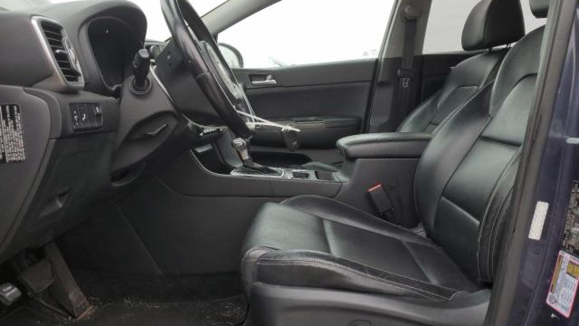 Kia - Sportage - 2017 - Blue - 88629275