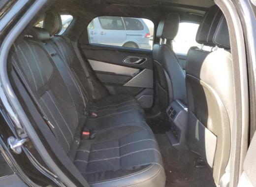 Range Rover - Velar - 2018 - Black - 88702645