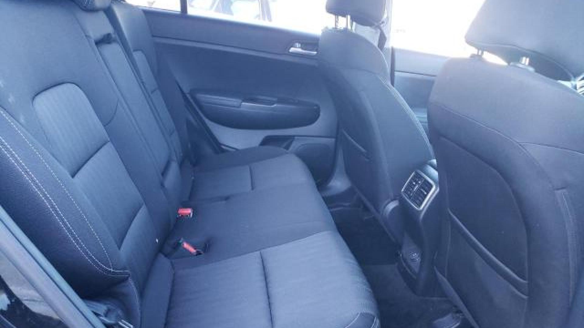 Kia - Sportage - 2017 - Black - 88987225